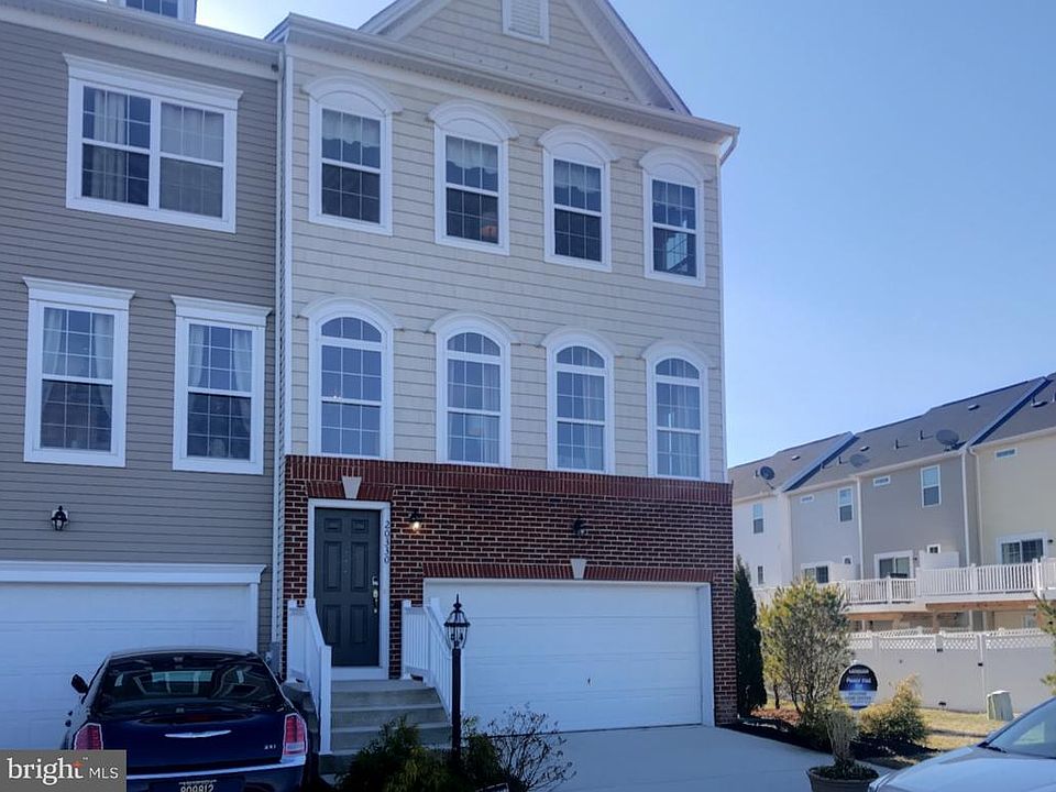 1st image of 21104 Brunswick Ln