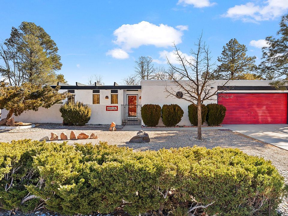 1st image of 10018 Treasure Ct NW
