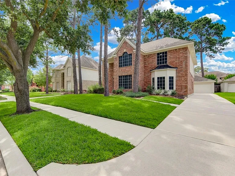 11706 Canyon Breeze Dr — Photo 32