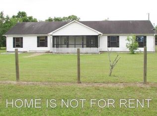 55 Knowles Rd, Ray City, GA 31645