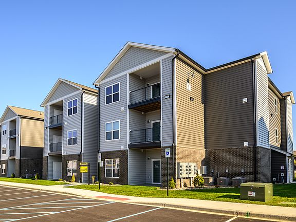 3rd image of 1151 Knob Hill Blvd #86e16ad15