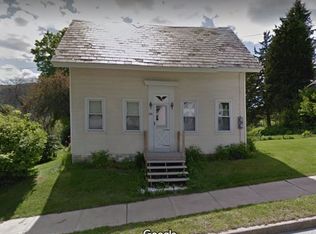 859 Pleasant St, West Rutland, VT 05777