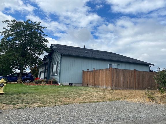 2nd image of 5623 209th St E