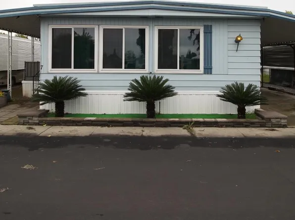 581 N Crawford Ave #7, Dinuba, CA 93618