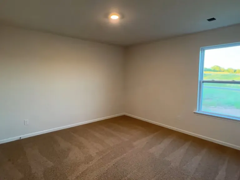 405 Arkwright Ln — Photo 13