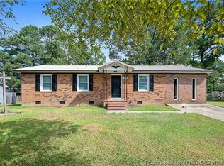 44 Appaloosa Dr, Spring Lake, NC 28390
