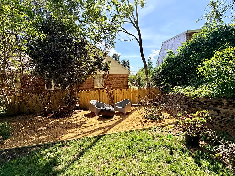 5015 Fulton St NW — Photo 35