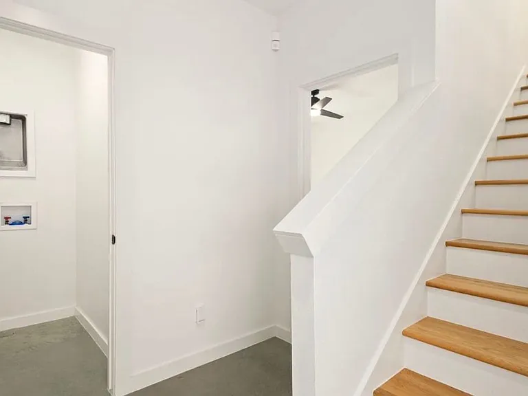 5015 Manett St #106 — Photo 19