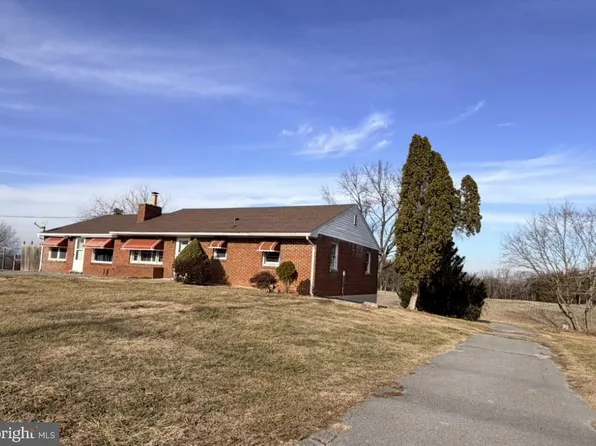 3891 Coseytown Rd, Greencastle, PA 17225