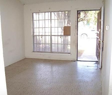2nd image of 7230 GLEN BAY DR