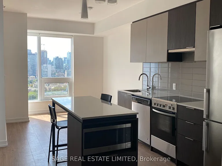 203 College St #1709 — Photo 1