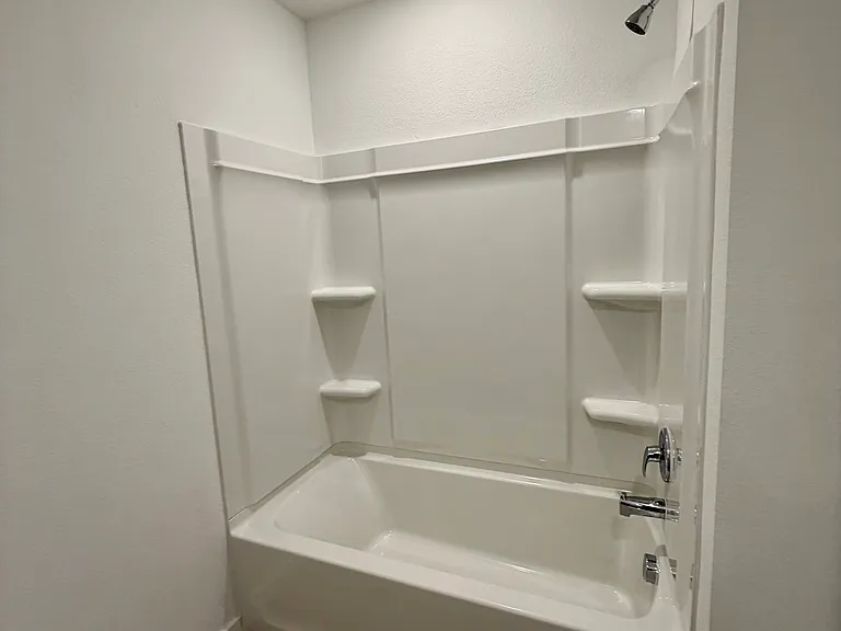 1332 Alfred St — Photo 13