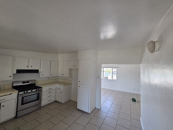 4th image of 6032 Ocotillo Ave