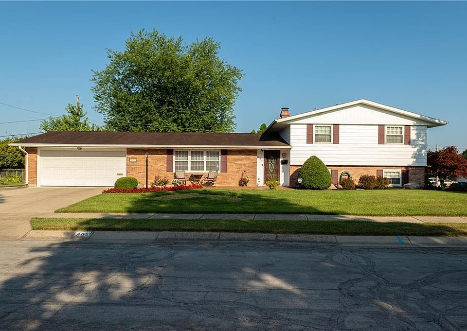 1st image of 405 Meadow Wood Dr