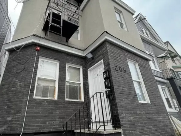 265 Governor St, Paterson City, NJ 07501