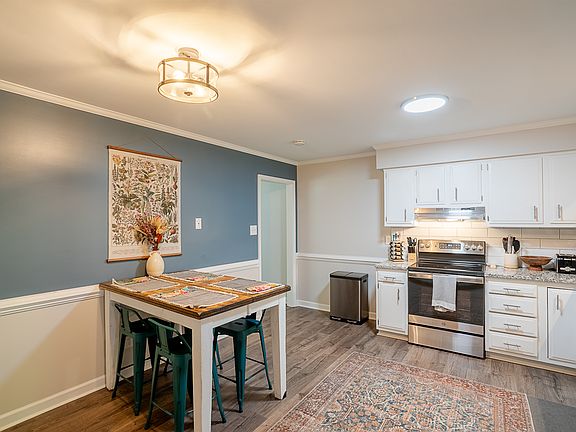Fully stocked kitchen with everything you need! Plates, bowls, silverware, utensils, spices included!