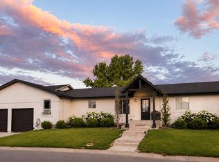 2011 15th Dr, Heyburn, ID 83336