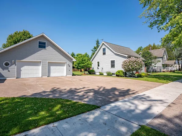 2822 E 6th St, Superior, WI 54880