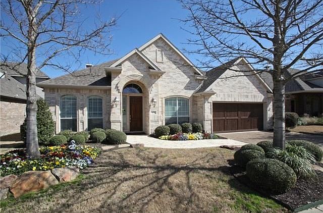 1st image of 621 Pelican Hills Dr
