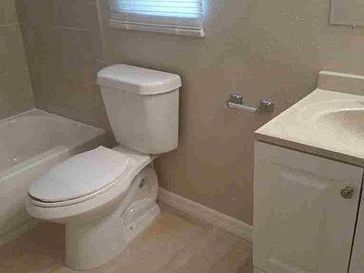 5th image of 608 Limetree Dr
