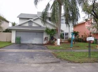 9601 SW 9th Ct, Hollywood, FL 33025