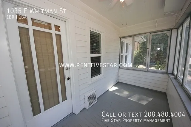 Adorable 1 Bedroom Apartment in the University Area! — Photo 2