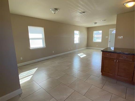 3rd image of 104 30th St