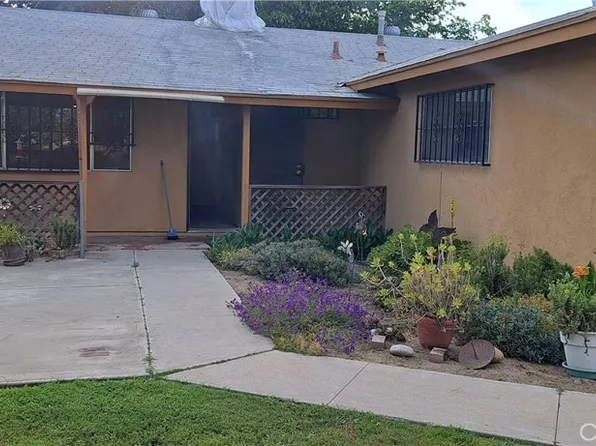 281 N Pine St, Pixley, CA 93256