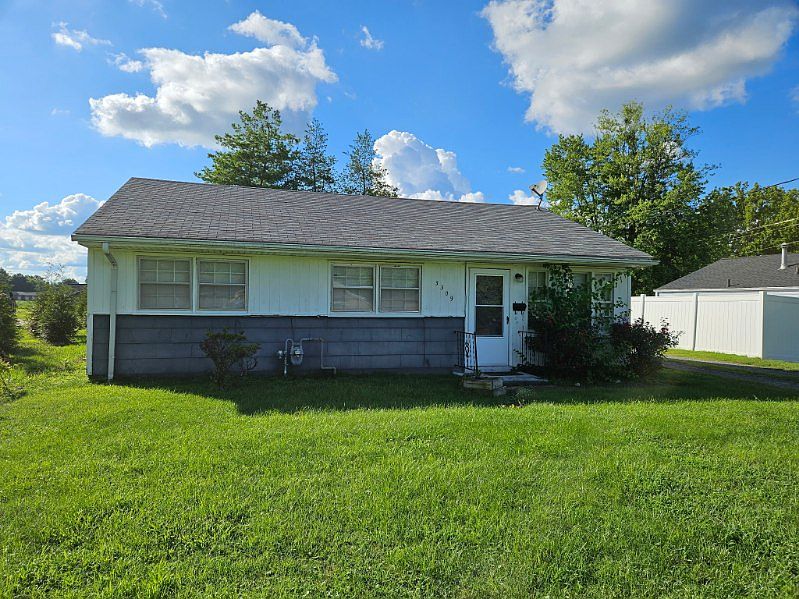 1st image of 3309 Pines Rd