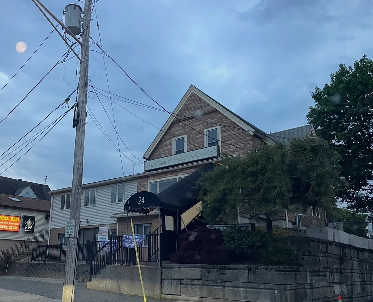 2 bed, 1000 sqft, $2,100 — Photo 1