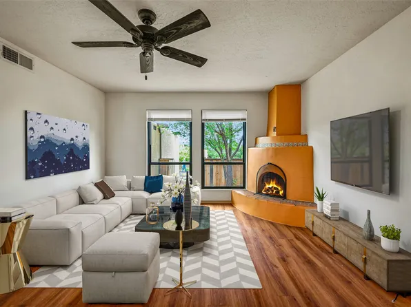 3102 Plaza Blanca, Santa Fe, NM 87507