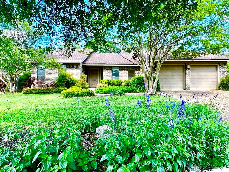 1st image of 1307 Creekview Dr