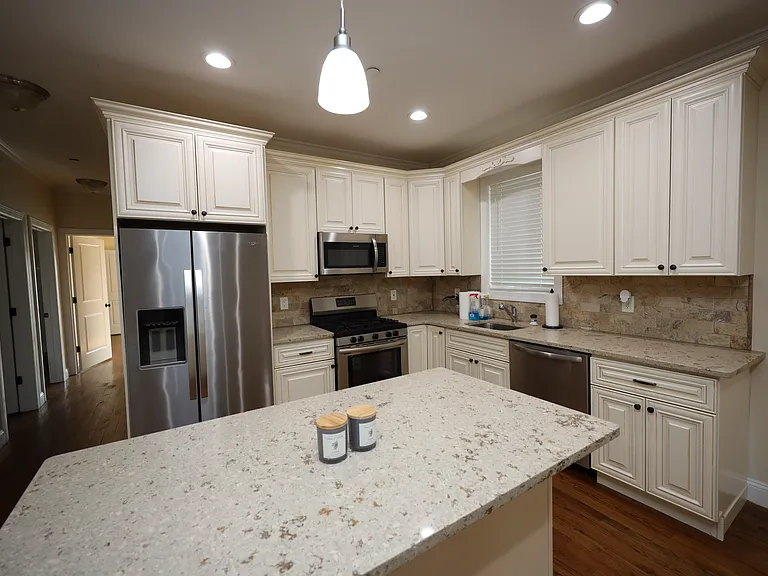 36 Dorothea Pl #1 — Photo 5