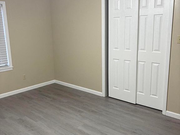 5th image of 342 Ridge Rd