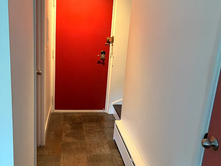 777 Hinman Ave #33 — Photo 1