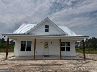 327 Woodlawn Church Rd, Baxley, GA 31513