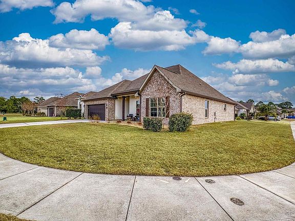 5th image of 1526 Sabal Palm Dr