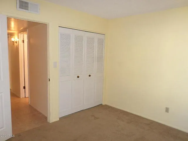 2616 W Joan De Arc Ave — Photo 3