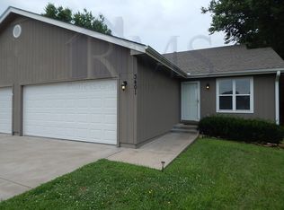 3401 SE Walnut Dr, Topeka, KS 66605