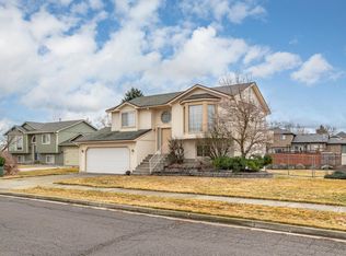7811 N Debby Lynn Ct, Spokane, WA 99208