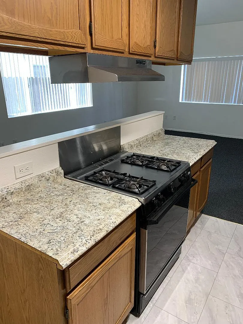 2 bed, $2,200 — Photo 3