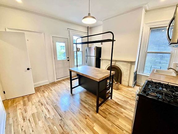 5th image of 88 Monroe St Floor 2