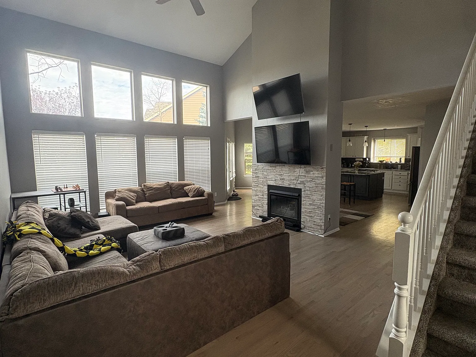 2 bed, 4533 sqft, $1,600 — Photo 2