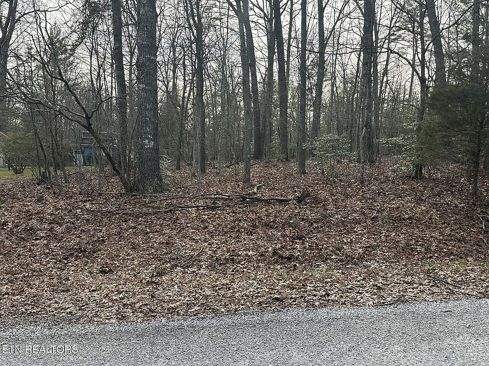 2nd image of 460 Beachwood Dr Lot 112