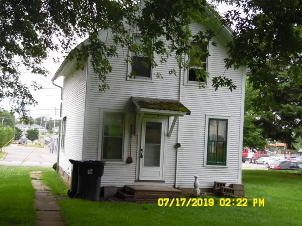 1511 S Maple Ave, Marshfield, WI 54449