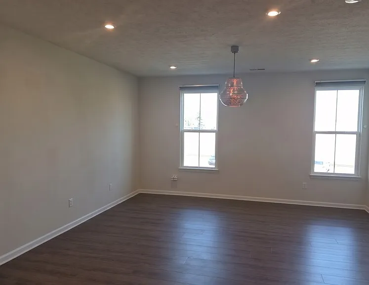 18 Wentworth Ln — Photo 4
