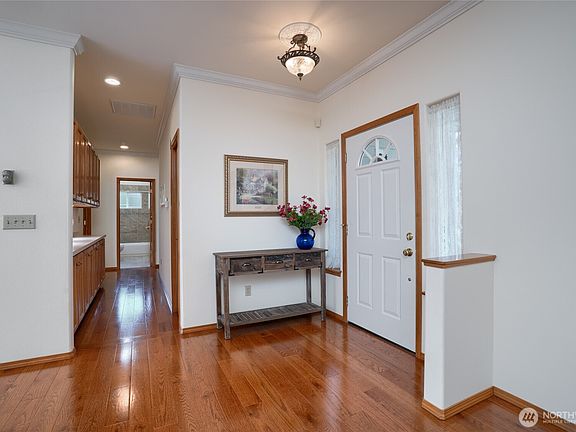 5th image of 6951 Woodbury Lane
