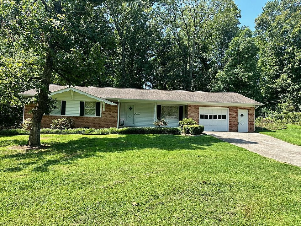 1st image of 1115 Peerless Dr NW