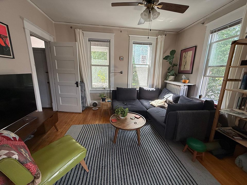 1st image of 3509 17th Ave S APT 4