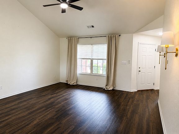 5th image of 3101 SW Wentworth Ave